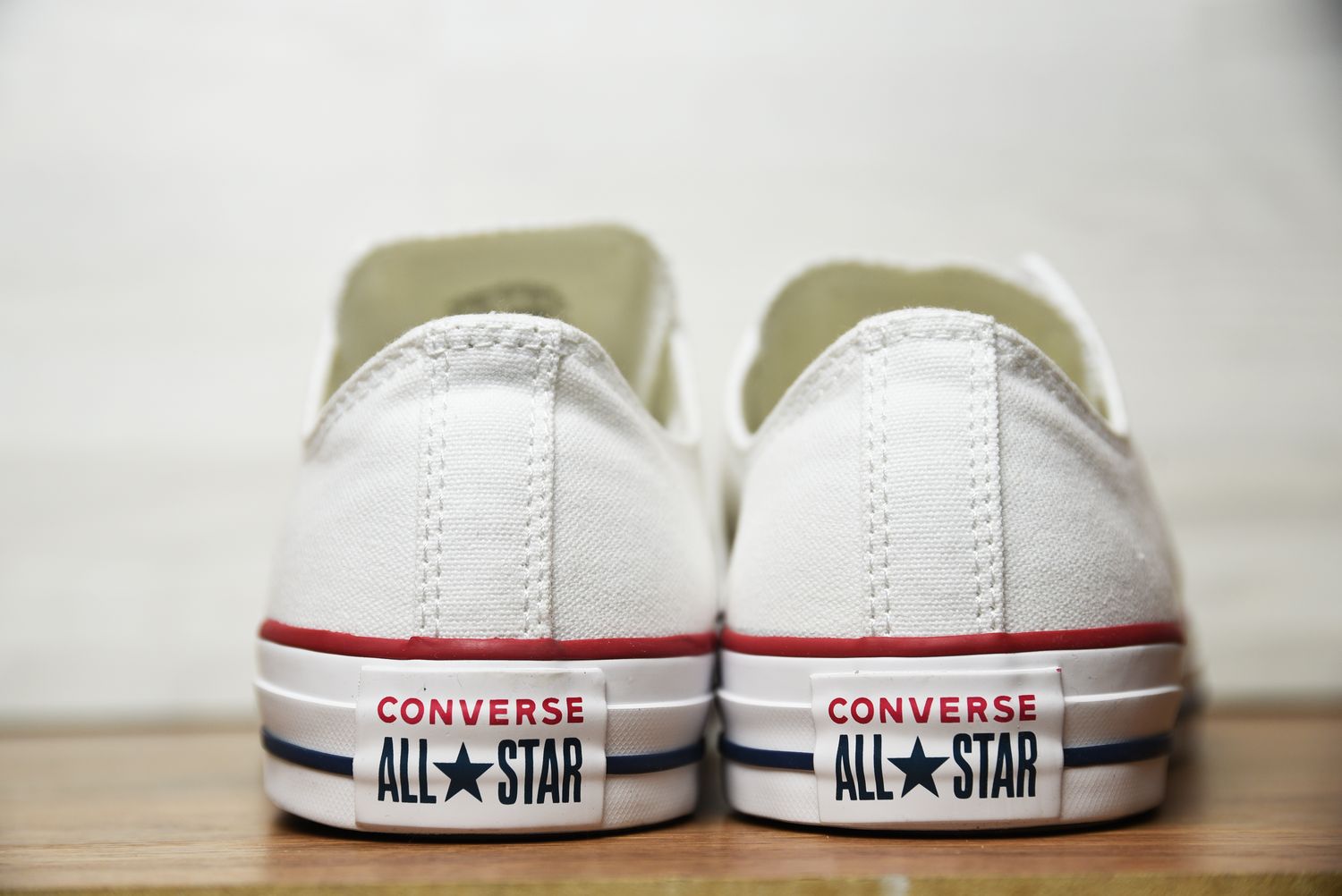 Converse logo 2025 innen oder außen